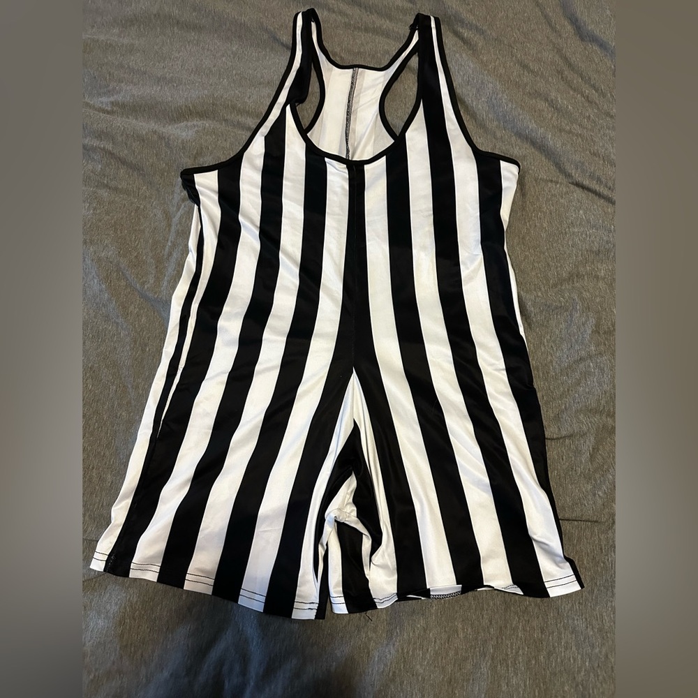 XL Black And White Striped Singlet. NWOT.